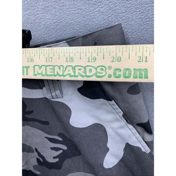 Regal Wear Cargo Shorts Mens Size 42X13 Camoflage Gray Outdoors Hunting Hiking - Picture 6 of 16